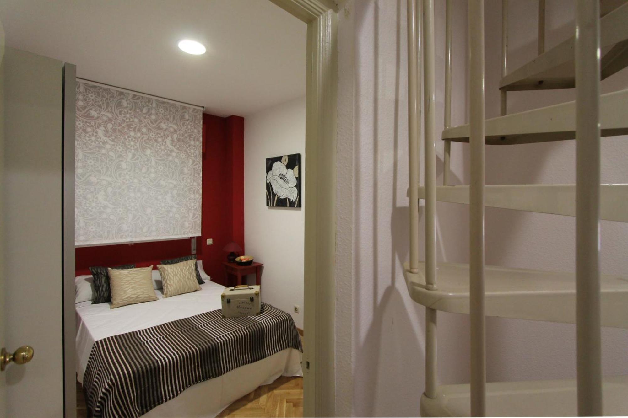 Apartamentos Goyescas Deco Madrid Pokoj fotografie