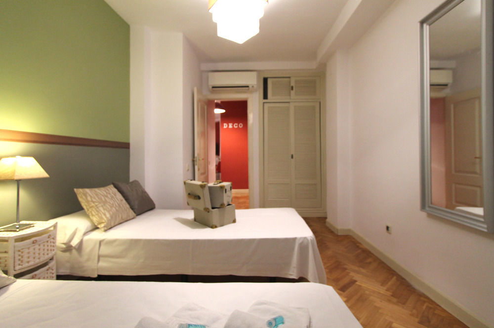 Apartamentos Goyescas Deco Madrid Exteriér fotografie